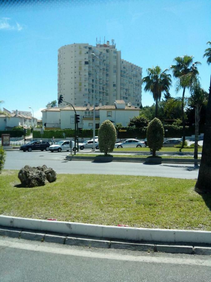 Apto 1 Dormt En Urb. La Colina Τορρεμολίνος Εξωτερικό φωτογραφία